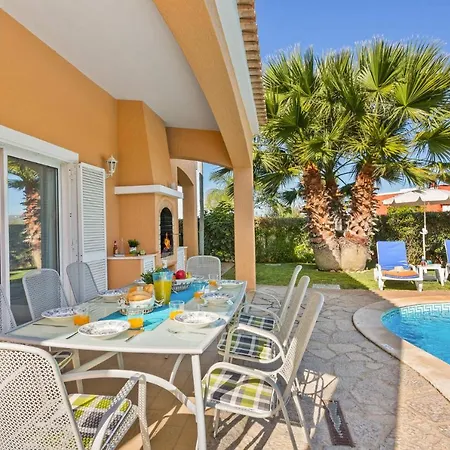 别墅 Casa Do Mel By *